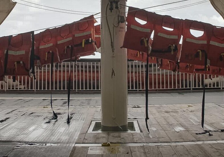 redningsveste-skib-middelhavet-final-1094-3